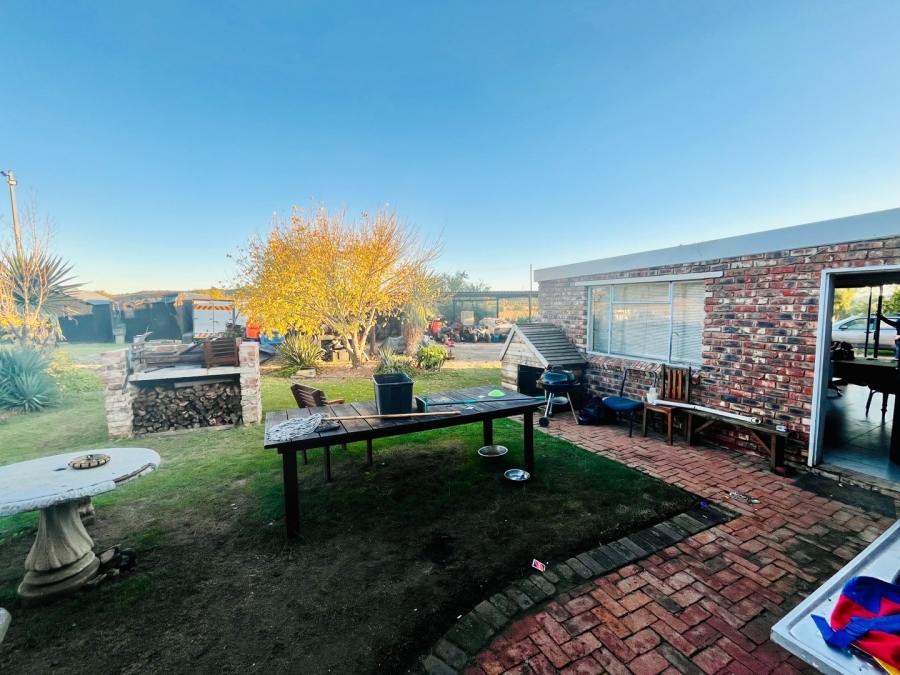 8 Bedroom Property for Sale in Ribblesdale Free State